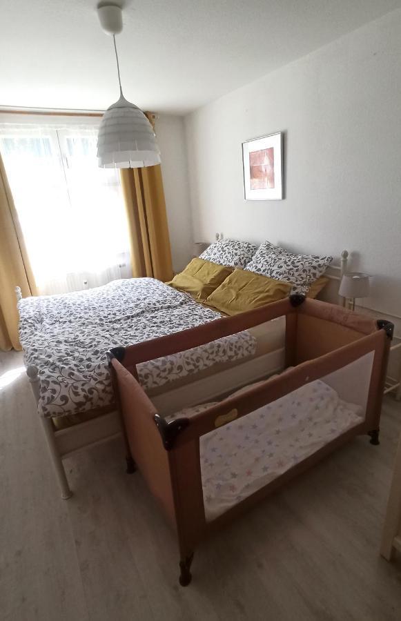 Fewo - Charmante 2 Zimmer Wohnung Mitten In マルクドルフ エクステリア 写真